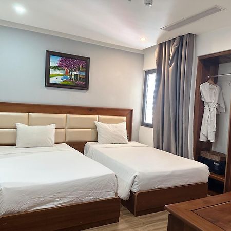 Alisia Beach Hotel Da Nang Exterior photo