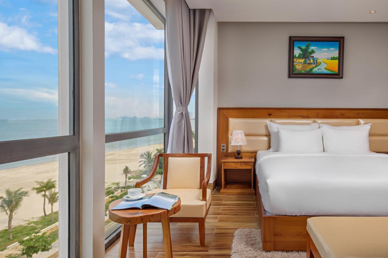 Alisia Beach Hotel Da Nang Exterior photo