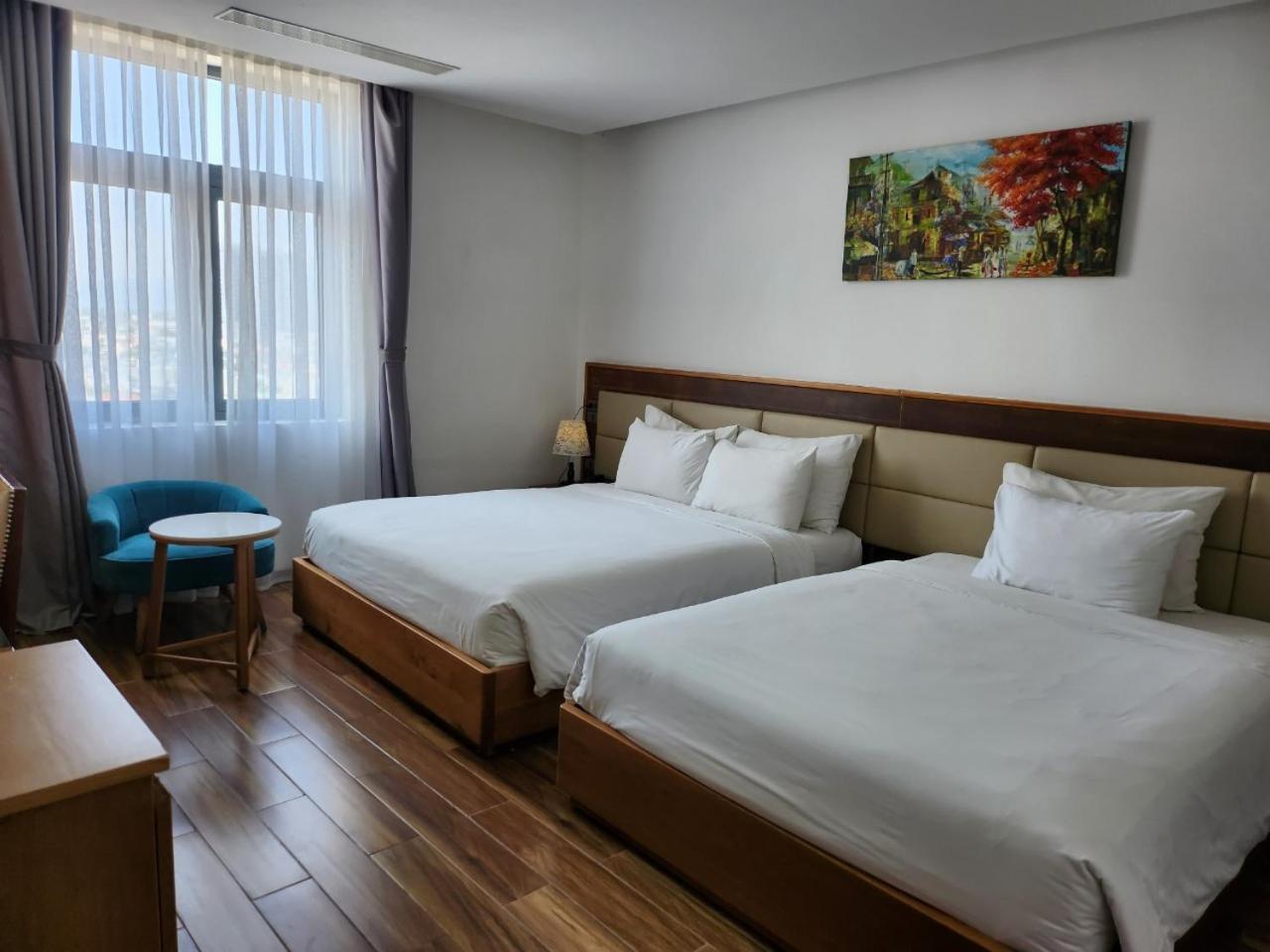 Alisia Beach Hotel Da Nang Exterior photo