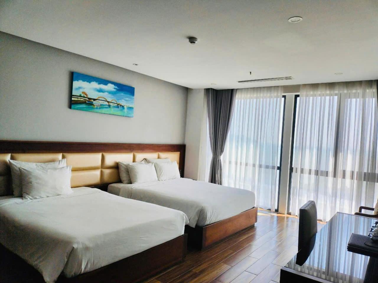 Alisia Beach Hotel Da Nang Exterior photo