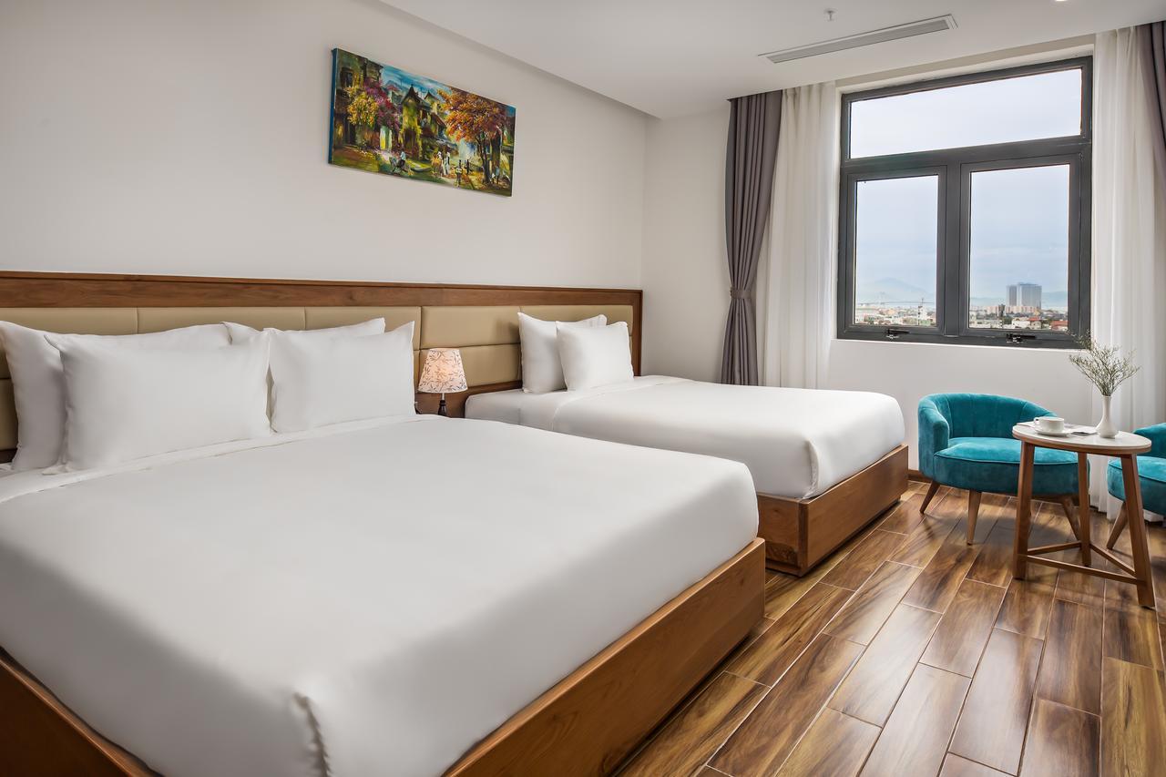Alisia Beach Hotel Da Nang Exterior photo